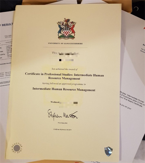Ӣ³˹شѧƾDiploma from the University of Gloucest