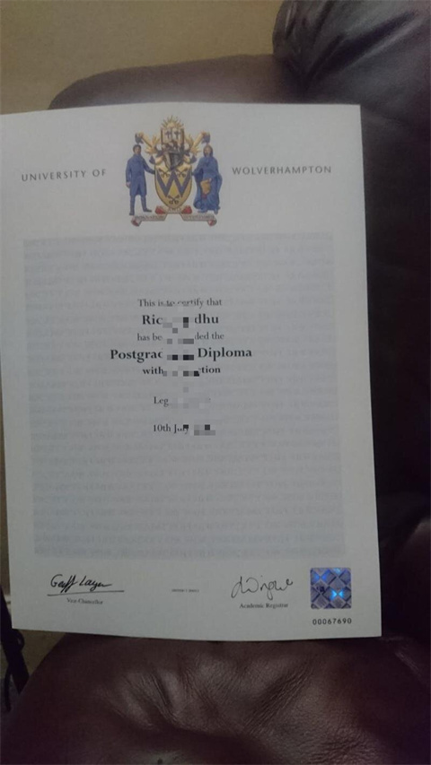 ӢٴѧƾDiploma from the University of Hooverha